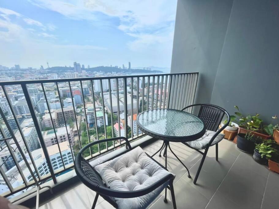 Appartement The Base 2bed King&queen Sky Seaview & Infinity Pool Pattaya